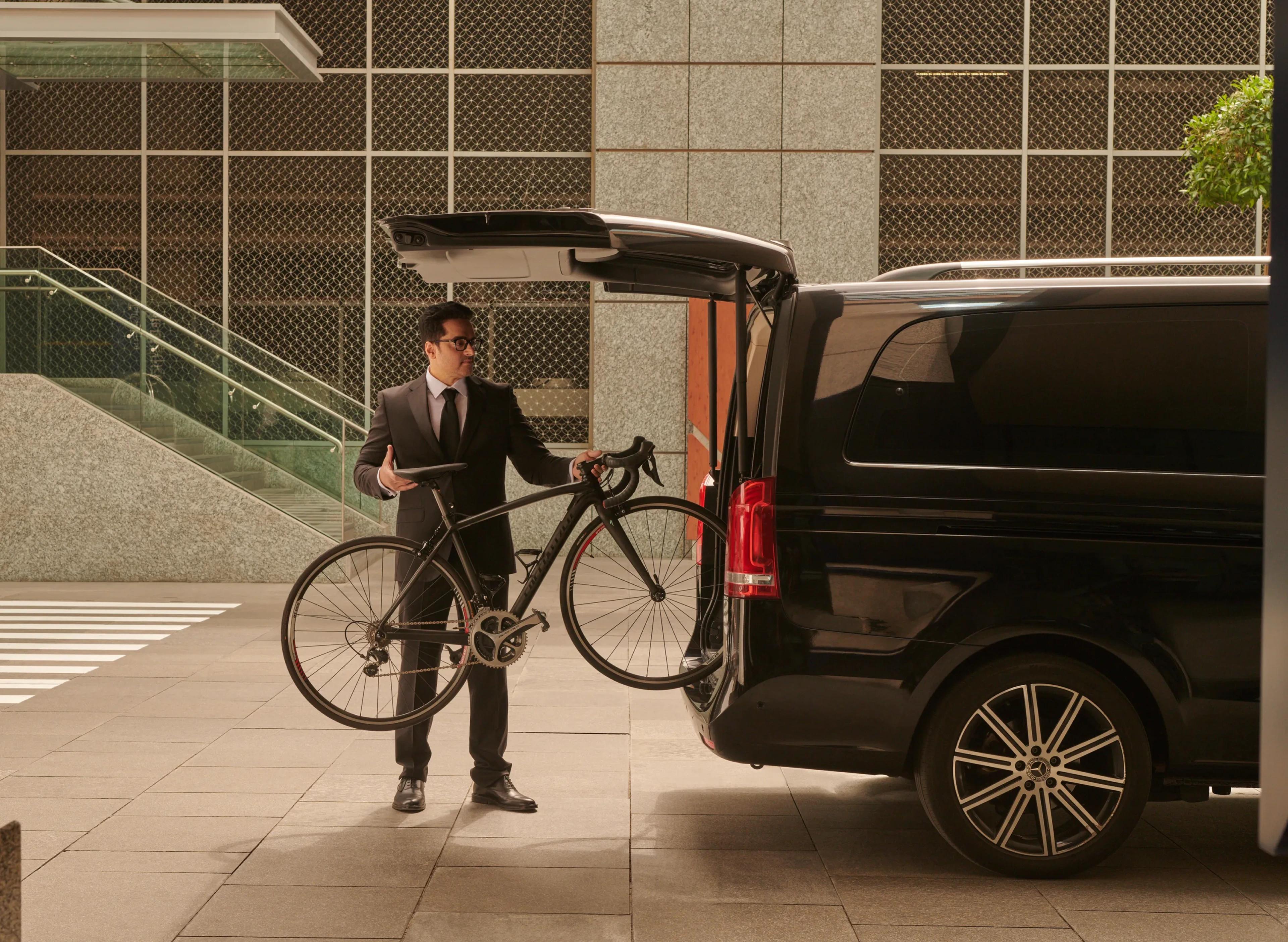 Executive Mercedes-E-Class