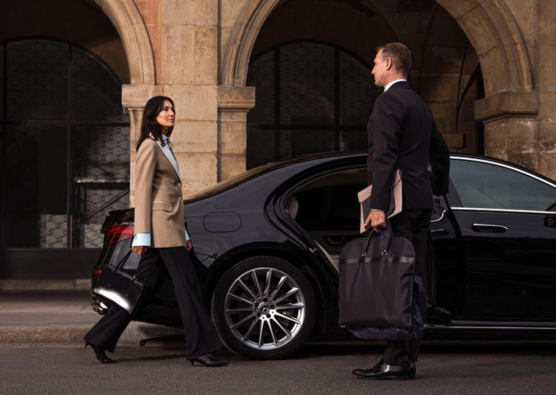 Executive service detail