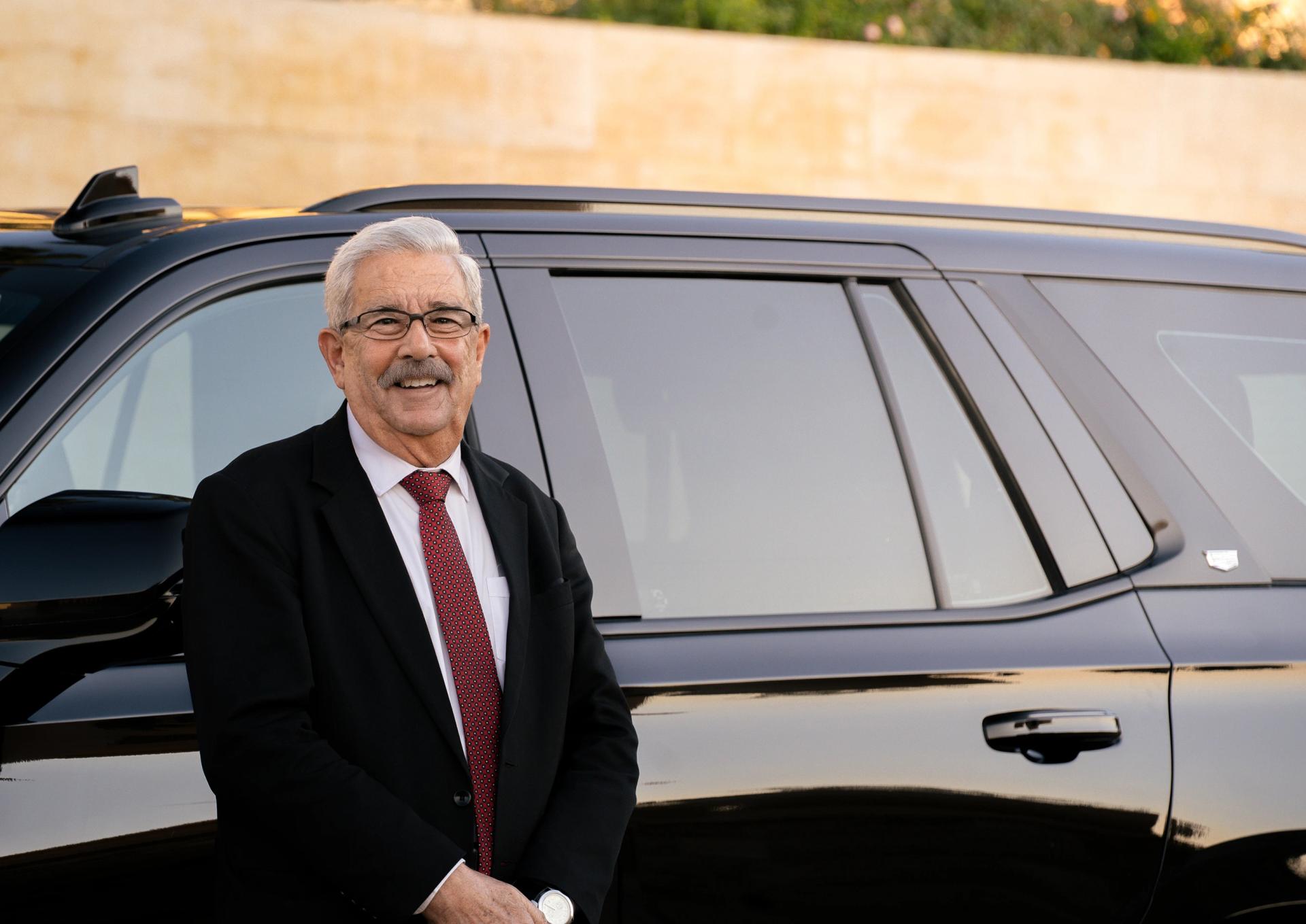 Executive service detail